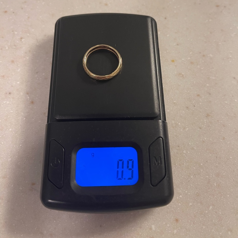 14K Yellow Gold Ring Size 5 - Picture 2 of 4